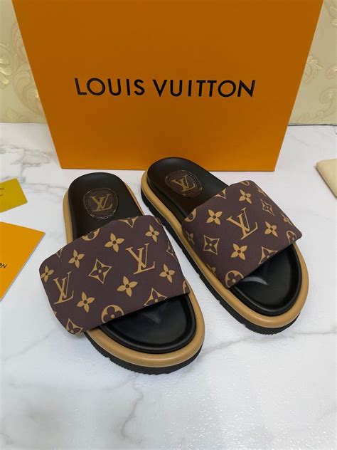 louis vuitton flip flops mens replica|louis vuitton slippers men's.